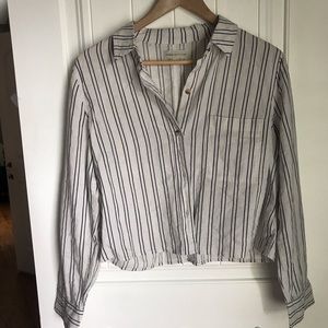 UO Semi Cropped button down